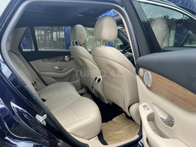 Mercedes GLC 300 2017, 109,435 km - 2.0 l - Bakı