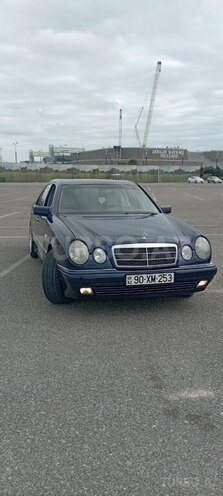 Mercedes E 220 1998, 760,000 km - 2.2 l - Bakı