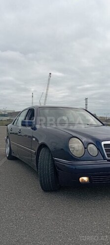 Mercedes E 220 1998, 760,000 km - 2.2 l - Bakı
