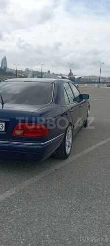Mercedes E 220 1998, 760,000 km - 2.2 l - Bakı