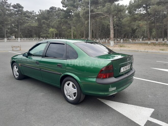 Opel Vectra 1997, 297,000 km - 1.8 l - Sumqayıt