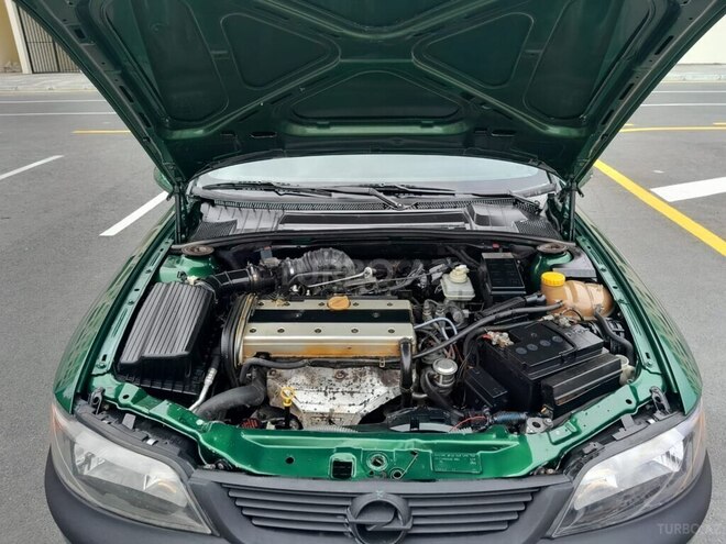 Opel Vectra 1997, 297,000 km - 1.8 l - Sumqayıt