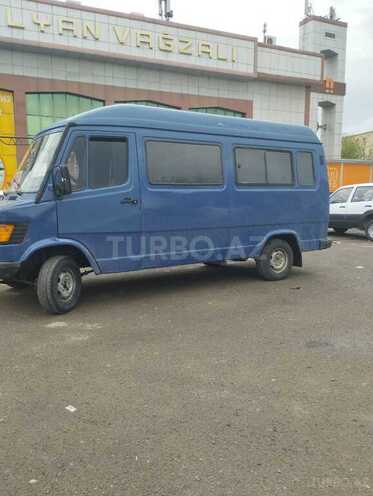 Mercedes 208 D 1994, 240,000 km - 2.5 л - Bakı