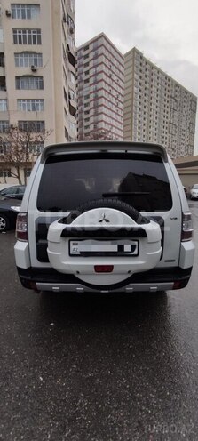 Mitsubishi Pajero 2007, 153,500 km - 3.0 l - Bakı