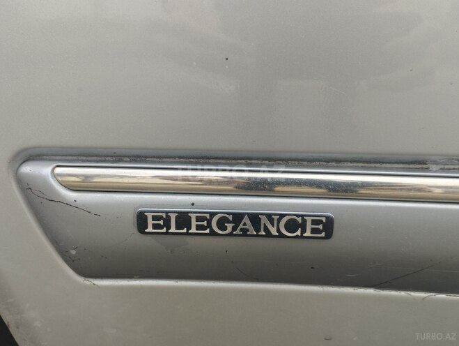Mercedes E 230 1996, 256,000 km - 2.3 л - Xırdalan