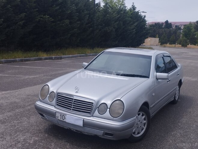 Mercedes E 230 1996, 256,000 km - 2.3 л - Xırdalan