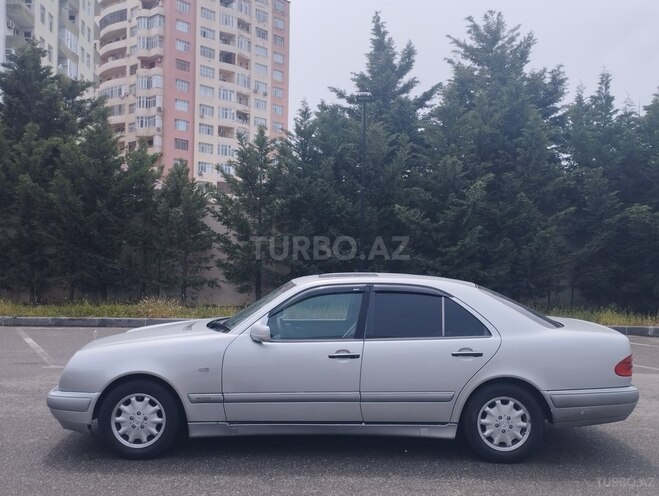 Mercedes E 230 1996, 256,000 km - 2.3 л - Xırdalan