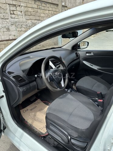 Hyundai Accent 2011, 305,040 km - 1.4 l - Bakı