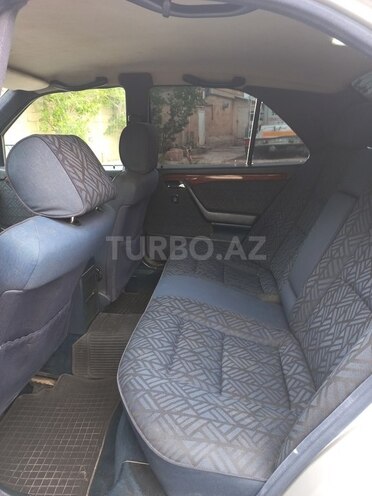 Mercedes C 200 1994, 270,415 km - 2.0 l - Bakı
