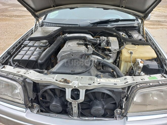 Mercedes C 200 1994, 270,415 km - 2.0 l - Bakı