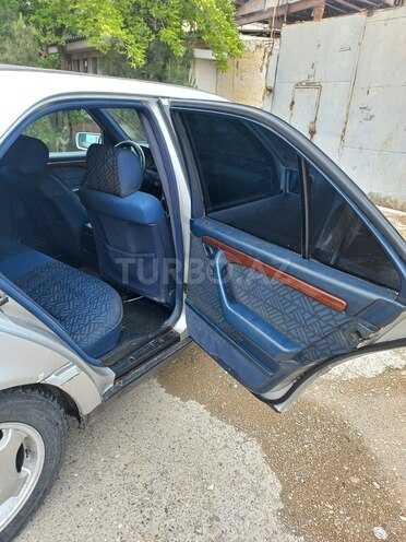 Mercedes C 200 1994, 270,415 km - 2.0 l - Bakı