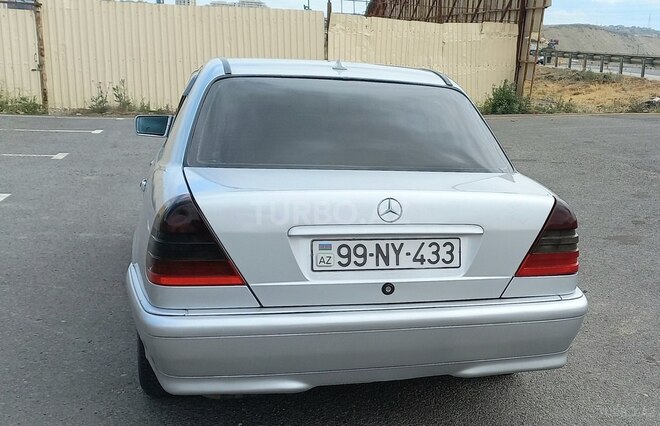 Mercedes C 220 1998, 245,356 km - 2.2 l - Bakı