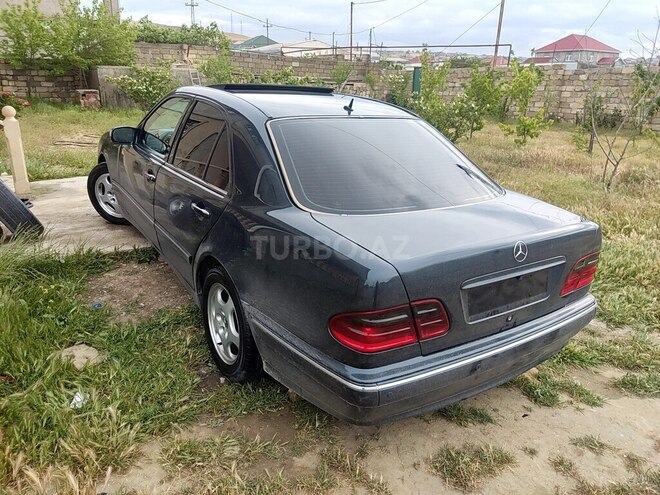 Mercedes E 270 2000, 490,000 km - 2.7 l - Bakı