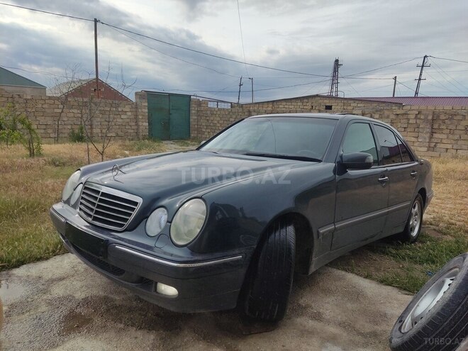 Mercedes E 270 2000, 490,000 km - 2.7 l - Bakı