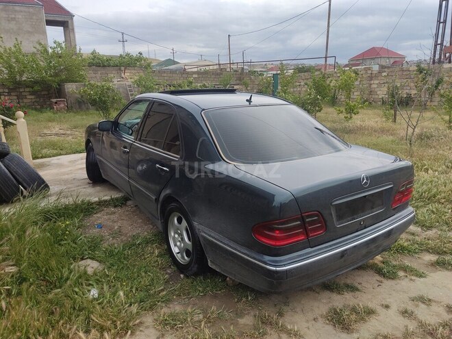 Mercedes E 270 2000, 490,000 km - 2.7 l - Bakı