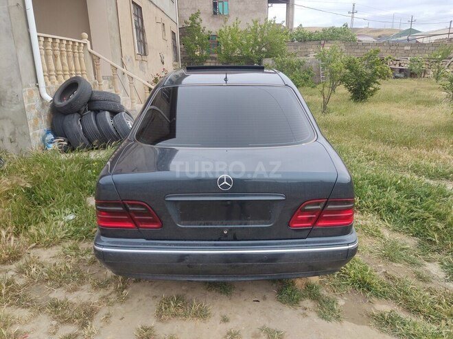 Mercedes E 270 2000, 490,000 km - 2.7 l - Bakı
