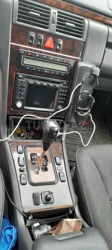 Mercedes E 280 2001, 320,000 km - 2.8 л - Biləsuvar