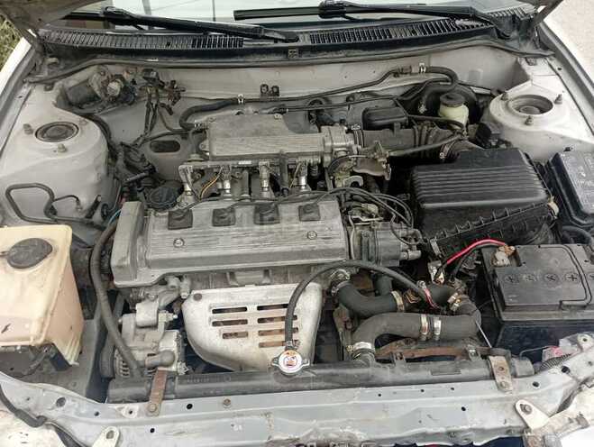 Toyota Corolla 1995, 300,000 km - 1.5 l - Bakı