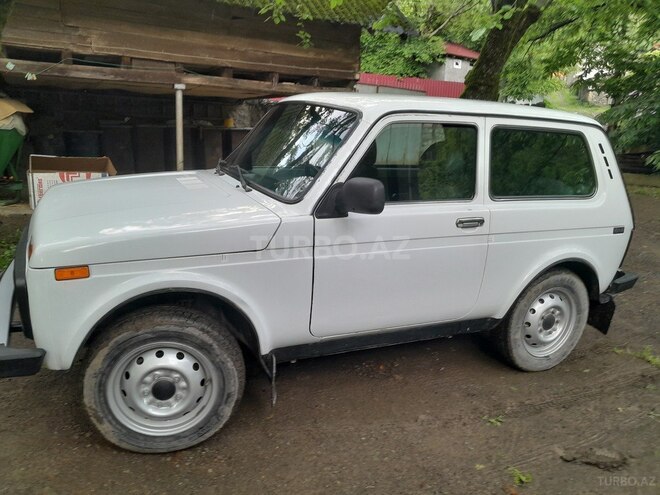 LADA (VAZ) Niva 2007, 222,000 km - 1.7 l - Qax