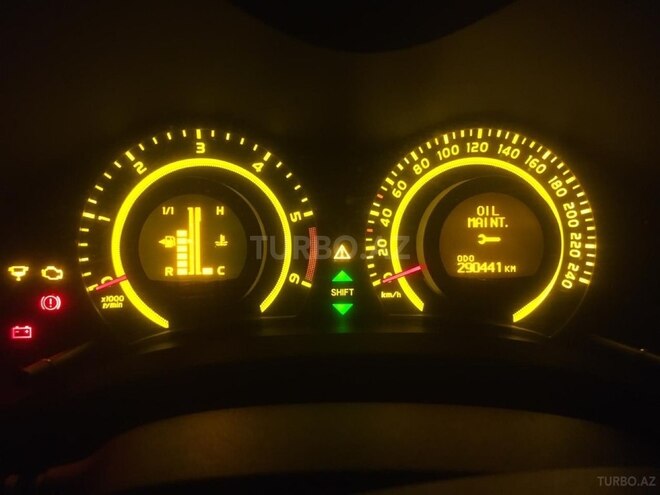 Toyota Auris 2008, 290,000 km - 1.4 l - Bakı