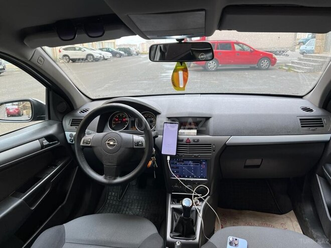 Opel Astra 2006, 257,000 km - 1.4 l - Bakı