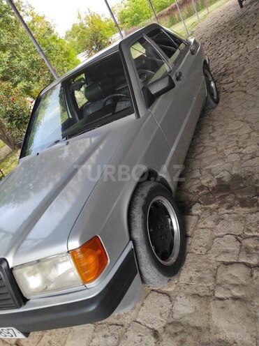 Mercedes 190 1990, 30,000 km - 2.0 л - Ağdaş