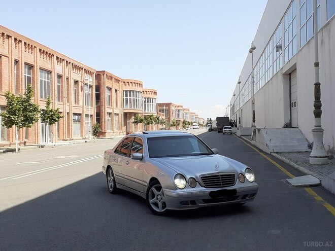 Mercedes E 320 2001, 250,000 km - 3.2 л - Gəncə