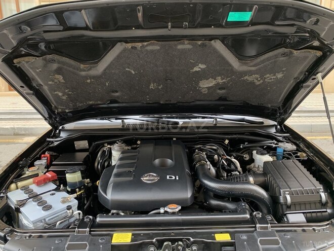 Nissan Navara 2015, 119,200 km - 2.5 l - Bakı