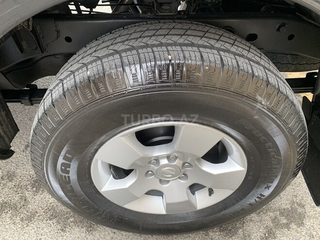 Nissan Navara 2015, 119,200 km - 2.5 l - Bakı