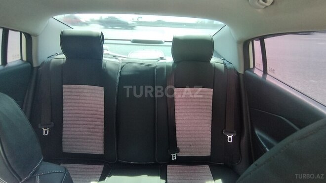 Kia Rio 2013, 186,362 km - 1.6 l - Xırdalan