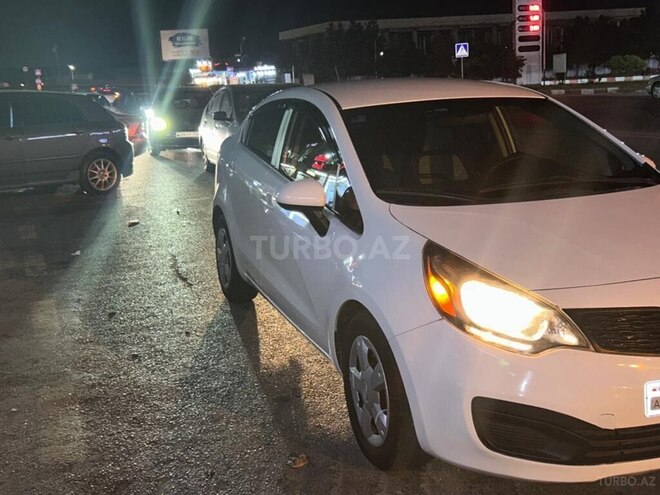 Kia Rio 2013, 186,362 km - 1.6 l - Xırdalan