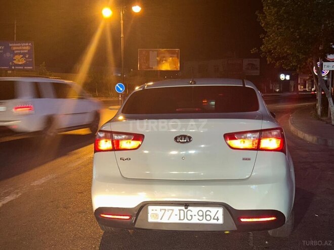 Kia Rio 2013, 186,362 km - 1.6 l - Xırdalan