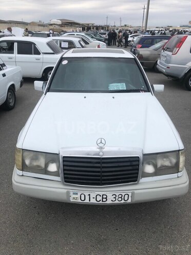 Mercedes E 200 1989, 200,000 km - 2.0 l - Bakı