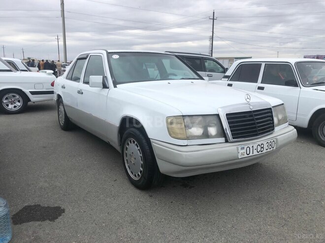 Mercedes E 200 1989, 200,000 km - 2.0 l - Bakı