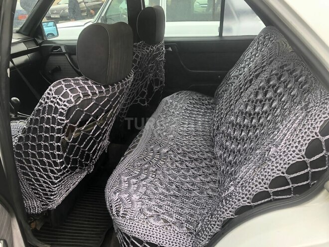 Mercedes E 200 1989, 200,000 km - 2.0 l - Bakı