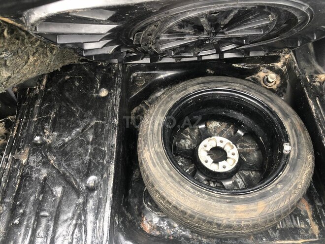 Mercedes E 200 1989, 200,000 km - 2.0 l - Bakı
