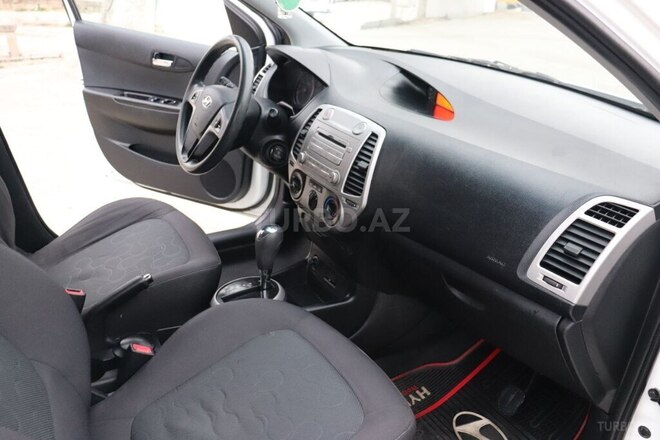 Hyundai i20 2009, 158,000 km - 1.4 l - Bakı