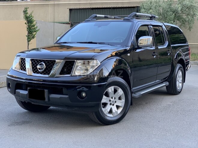 Nissan Navara 2014, 158,240 km - 2.5 l - Bakı