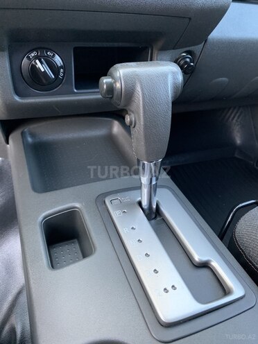 Nissan Navara 2014, 158,240 km - 2.5 l - Bakı