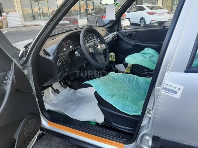 Chevrolet Niva 2016, 17,400 km - 1.7 l - Bakı