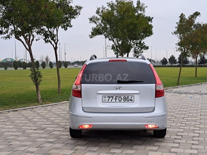 Hyundai i30 2010, 242,500 km - 1.6 л - Bakı