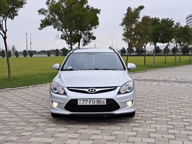 Hyundai i30 2010, 242,500 km - 1.6 л - Bakı