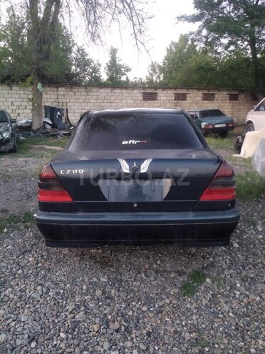 Mercedes C 200 2000, 215,000 km - 2.0 l - Mingəçevir