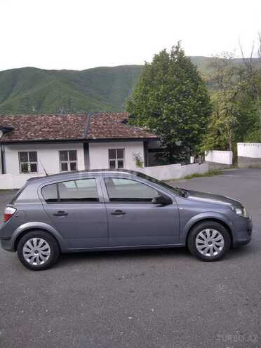 Opel Astra 2005, 275,000 km - 1.4 l - Bakı