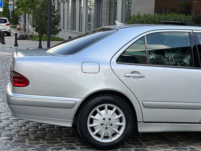 Mercedes E 220 2000, 274,521 km - 2.2 l - Bakı