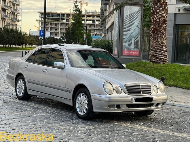 Mercedes E 220 2000, 274,521 km - 2.2 l - Bakı