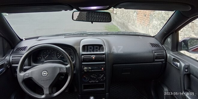 Opel Astra 1999, 285,000 km - 1.6 l - Şəki