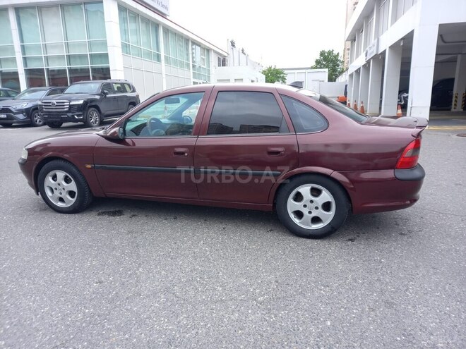 Opel Vectra 1997, 350,000 km - 1.8 л - Bakı