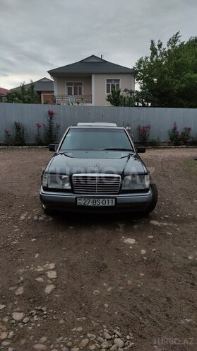 Mercedes E 220 1993, 520,000 km - 2.2 l - Masallı