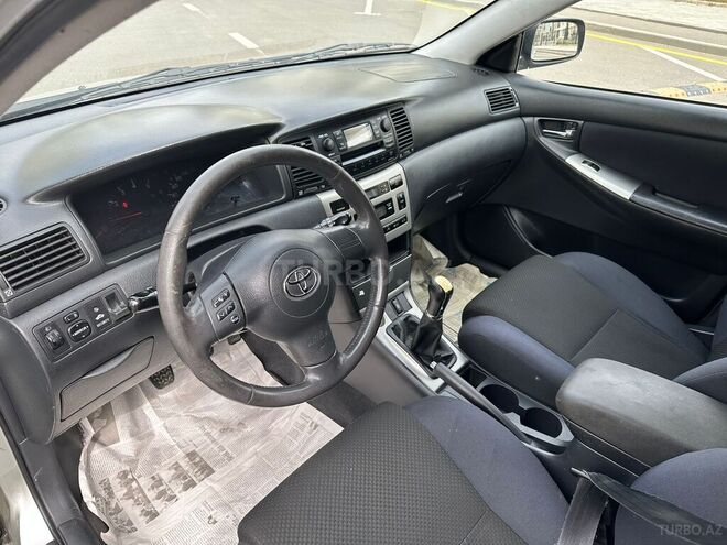 Toyota Corolla 2005, 175,000 km - 1.4 л - Bakı